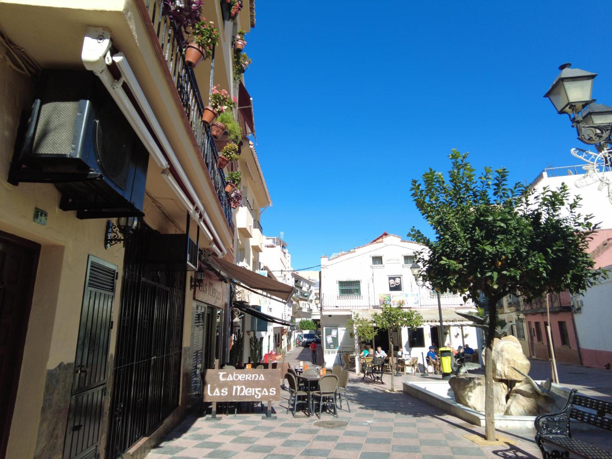 Fuengirola Holidays Sun & Beach Apartment Exterior photo